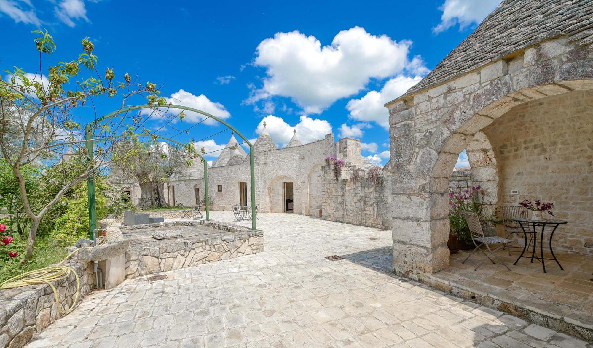 Resort Masseria Cecato Noci Eksteriør billede